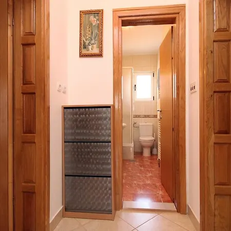 Appartement Jelsa 196b